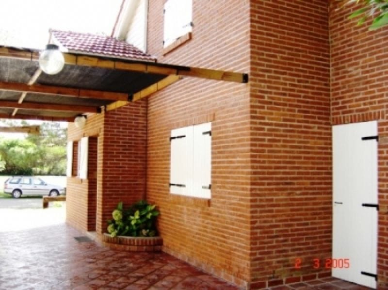 Chalet / Casa en Valeria del Mar PR1251
