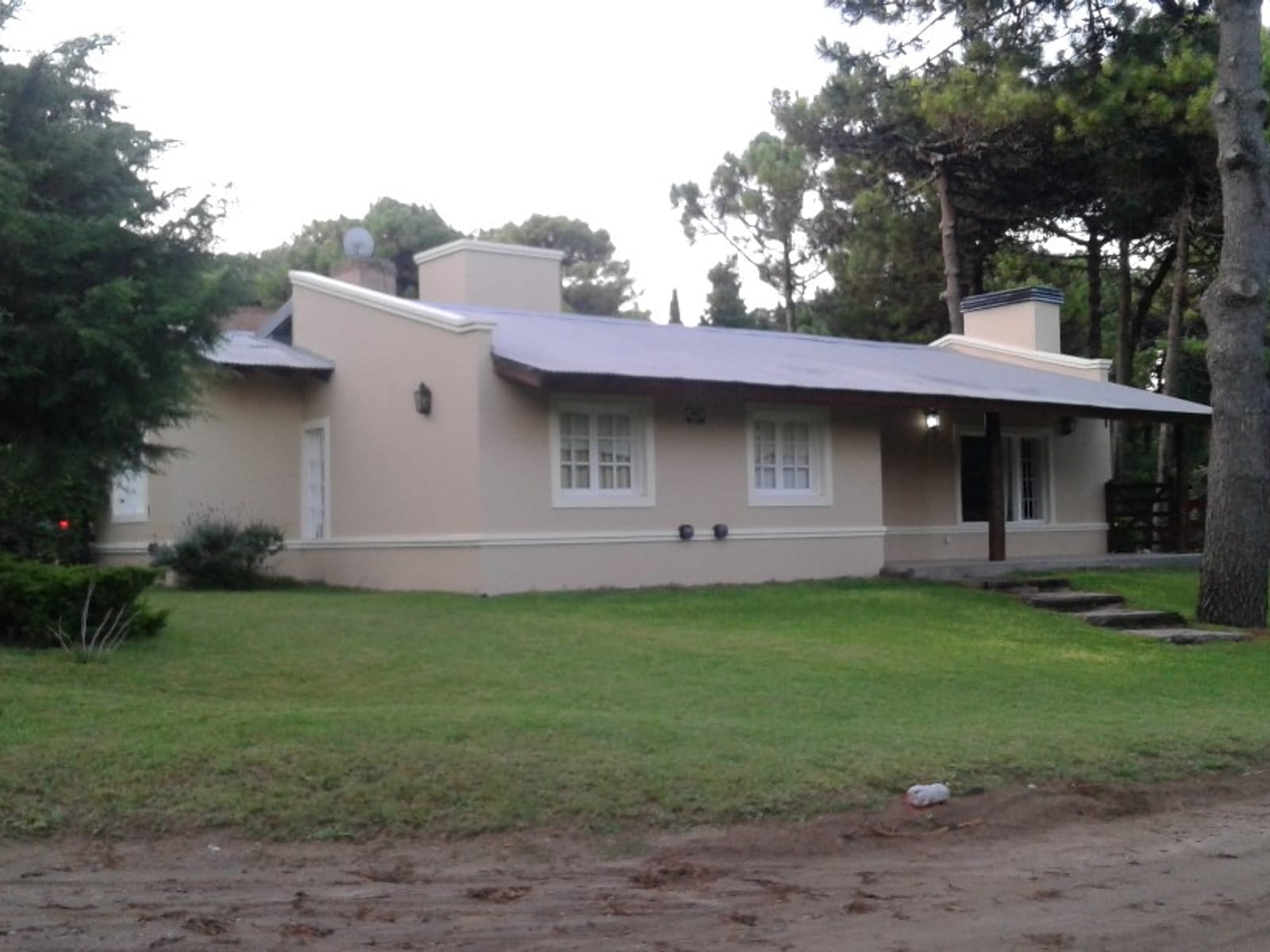 500 mts de la Playa! Chalet  Estilo Campo
