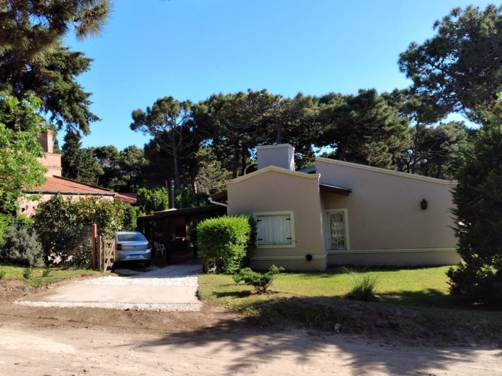 Chalet / Casa en Pinamar PR133
