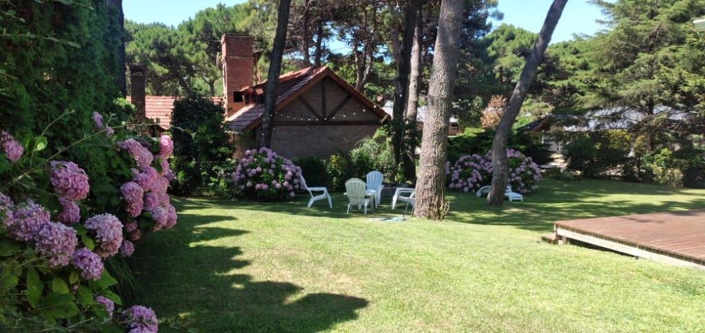 Chalet / Casa en Pinamar PR133