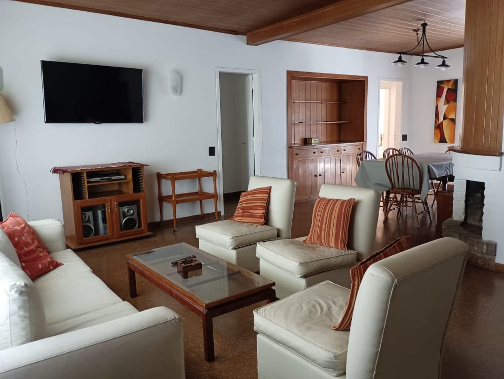 Chalet / Casa en Pinamar PR1633