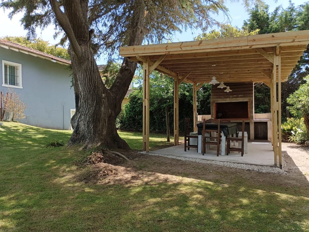 Chalet / Casa en Pinamar PR1633