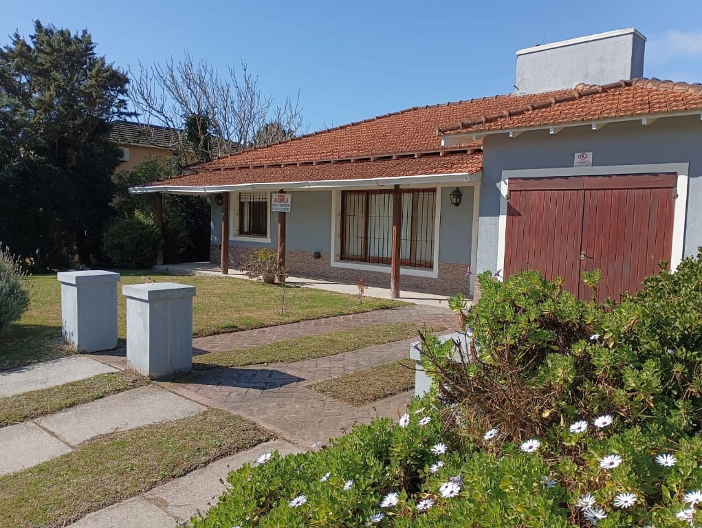 Chalet / Casa en Pinamar PR1633