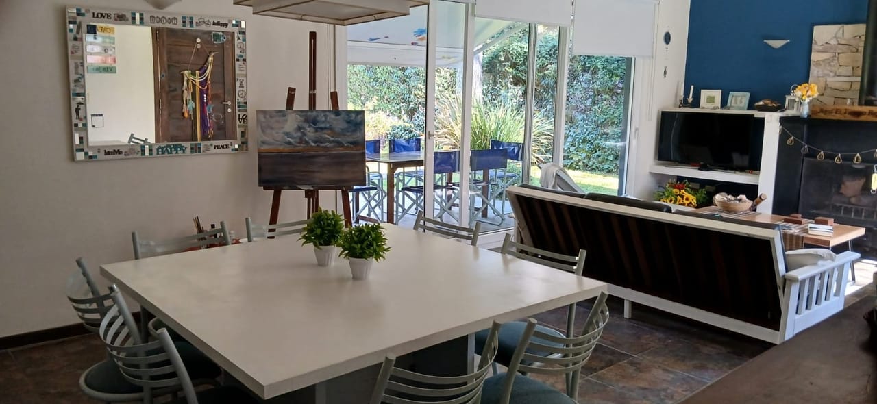 Comedor ,living y deck