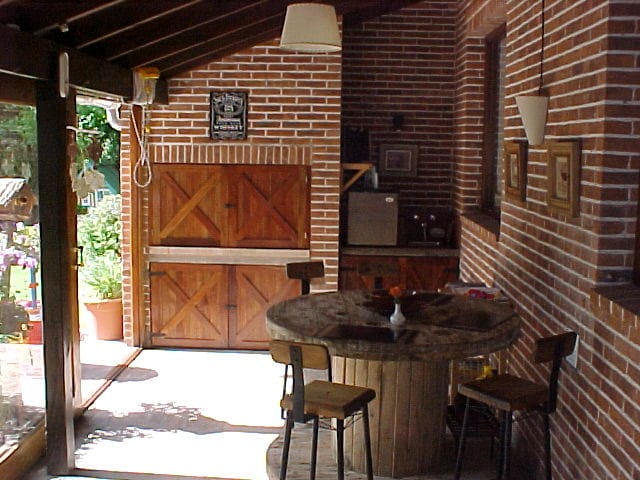 Quincho y parrilla cubierta