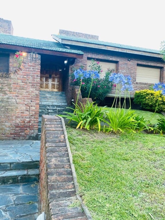 Chalet / Casa en Pinamar PR2009