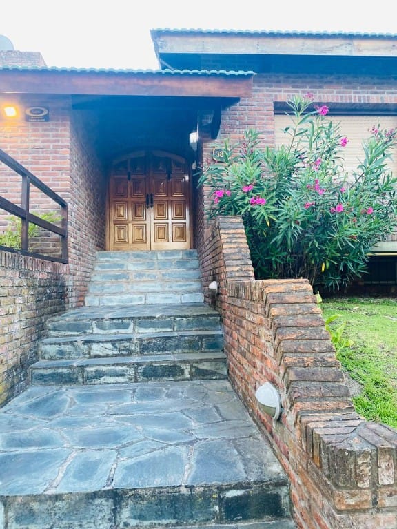 Chalet / Casa en Pinamar PR2009