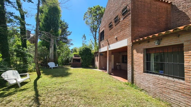 Chalet / Casa en Pinamar PR230