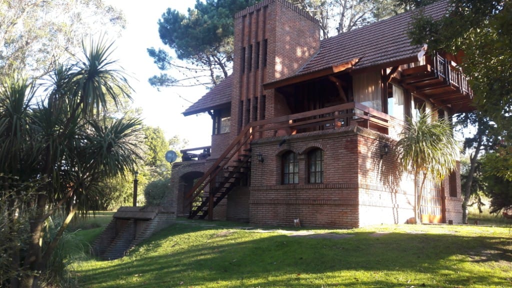 Chalet / Casa en Pinamar PR2397