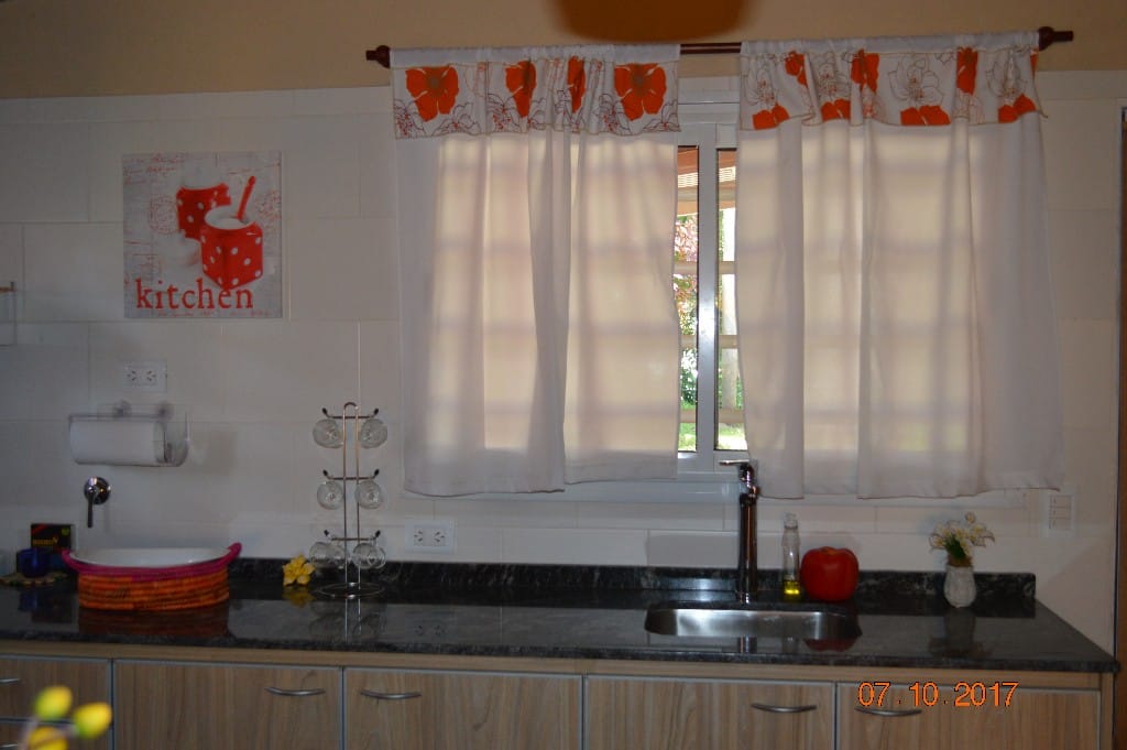 Chalet / Casa en Valeria del Mar PR2805