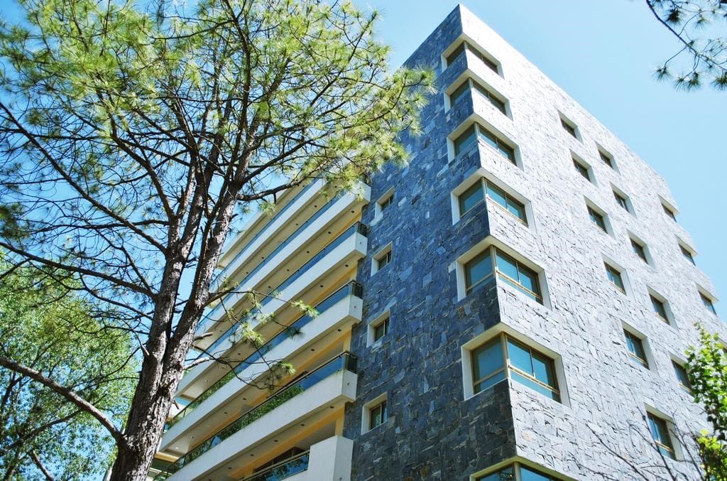 Dpto con Servicios en Pinamar PR3090