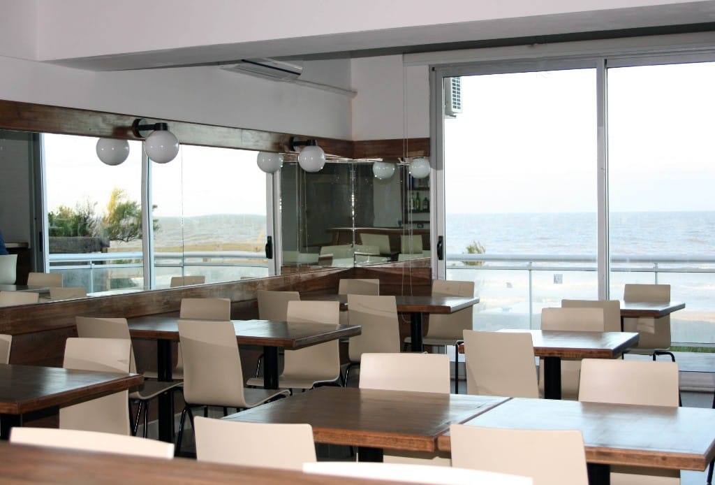 Dpto con Servicios en Mar de Ostende PR3108