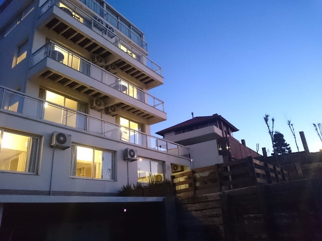 Dpto con Servicios en Mar de Ostende PR3108