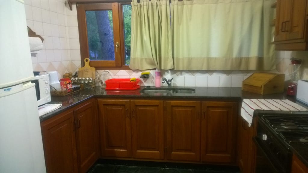 amplia cocina y equipada