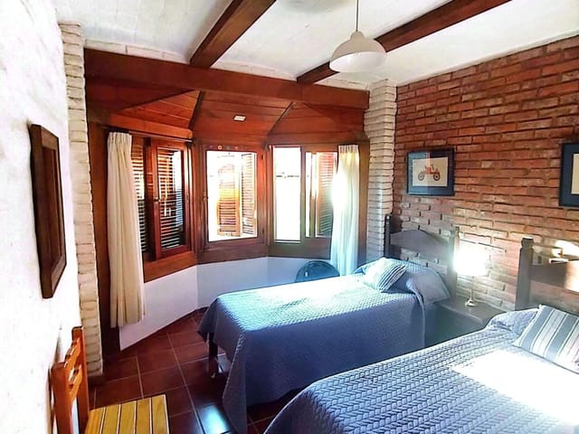 Amplio chalet para 10 personas a 2 cuadras de la playa foto 14