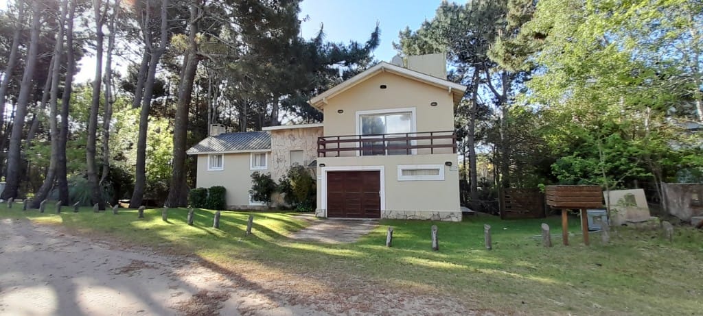 Chalet / Casa en Pinamar PR4101