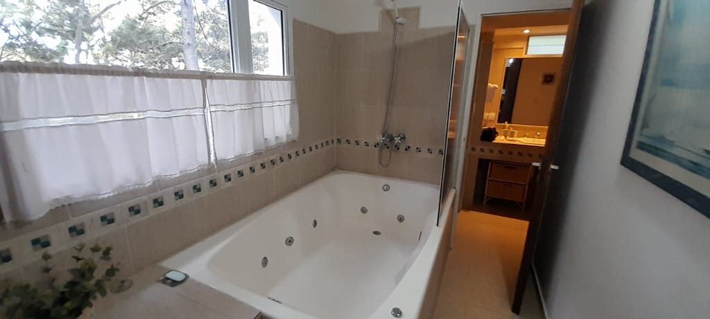 Chalet / Casa en Pinamar PR4101