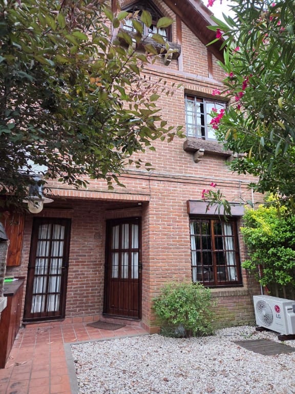 Duplex en Pinamar PR4399