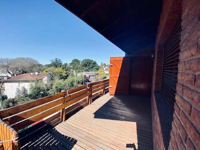 Chalet / Casa en Valeria del Mar PR457
