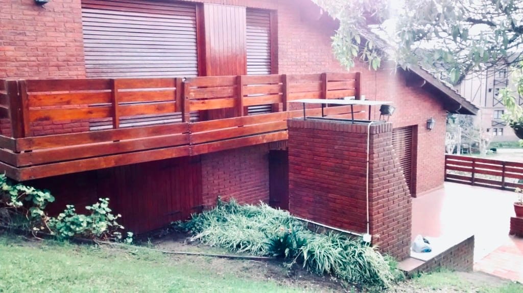 Chalet / Casa en Valeria del Mar PR457