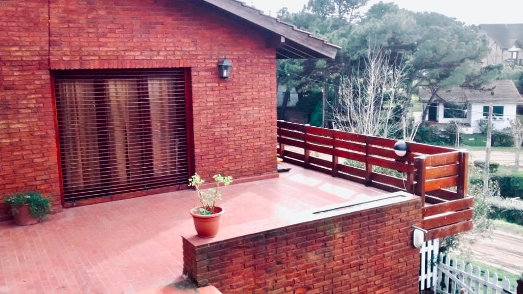 Chalet / Casa en Valeria del Mar PR457