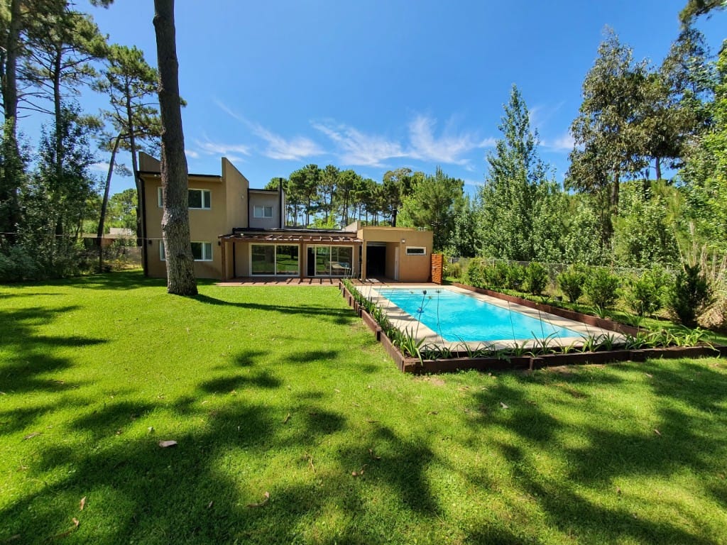 Chalet / Casa en Pinamar PR5081