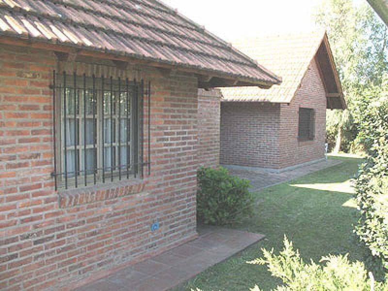Chalet / Casa en Valeria del Mar PR557