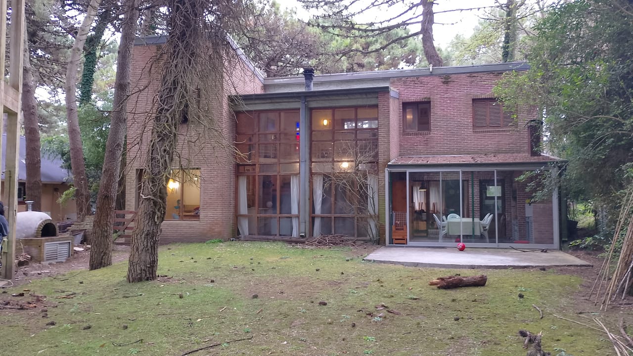 Gran parque, quincho cerrado