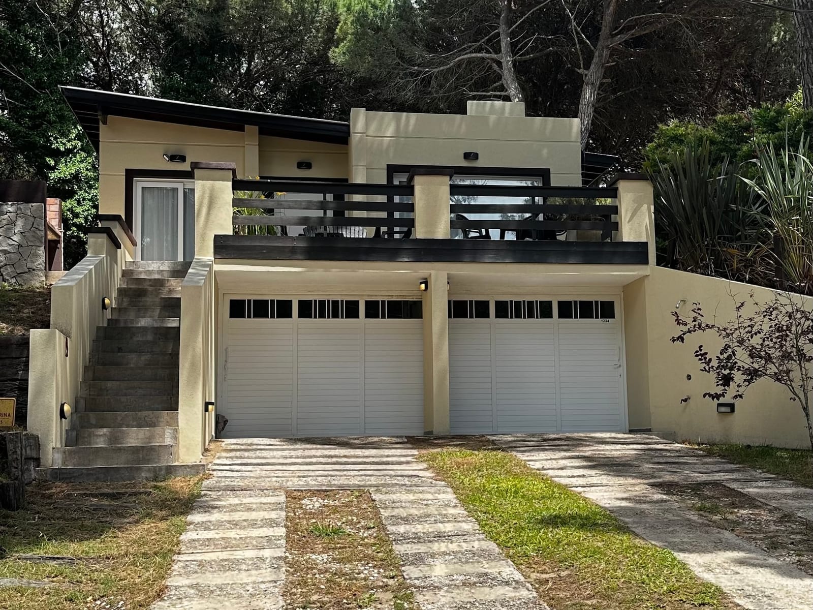 Casa Mojarrita